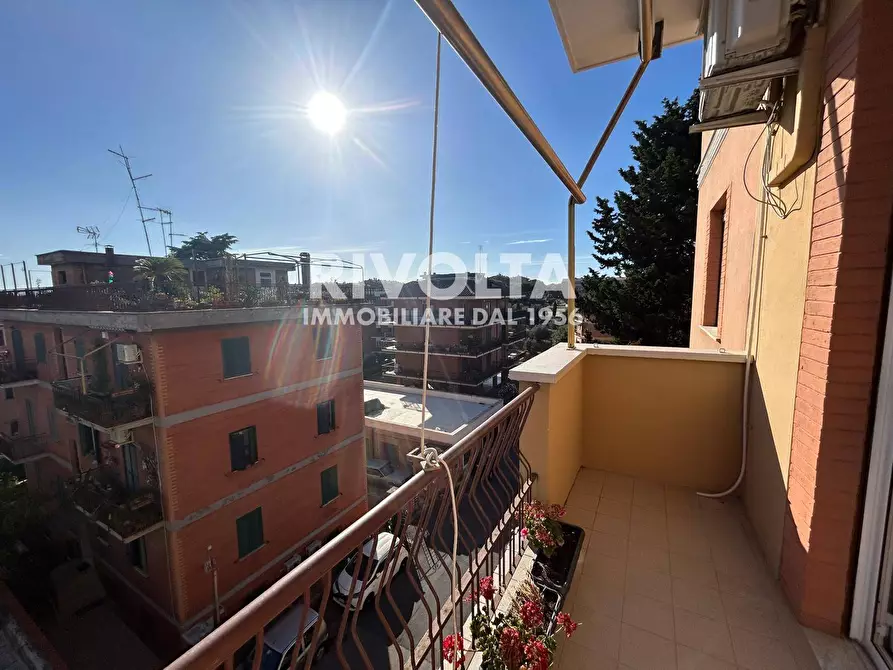 Immagine 12 di Appartamento in vendita  in Via Ugo Da Porta Ravegnana a Roma
