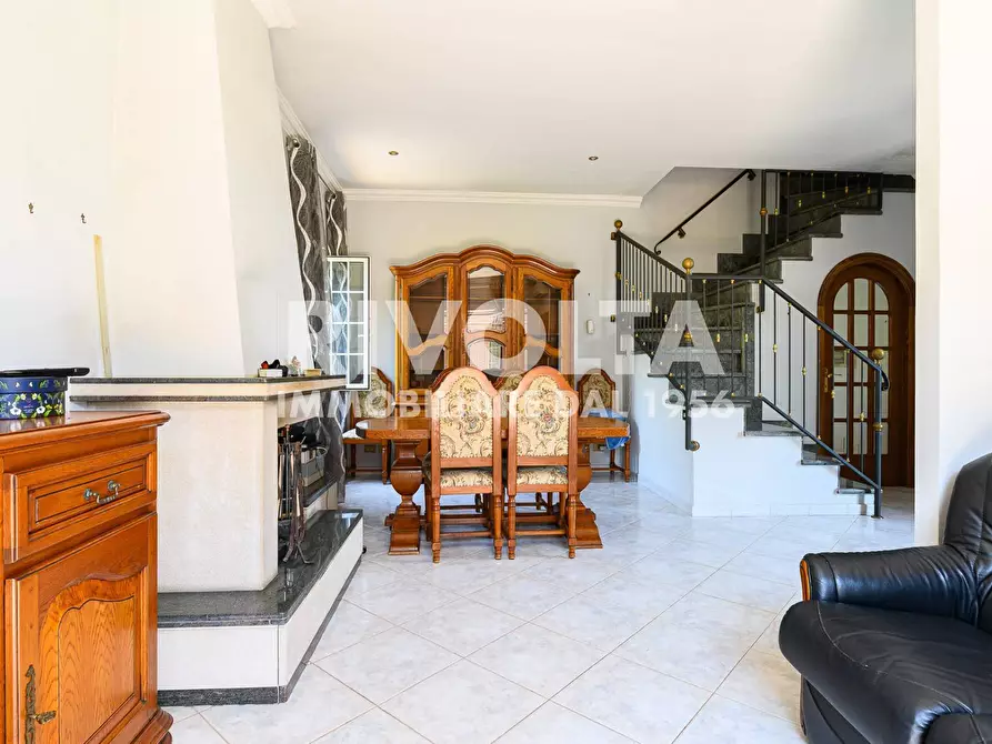 Immagine 5 di Villa in vendita  in Via Dei Lanfranchi a Roma