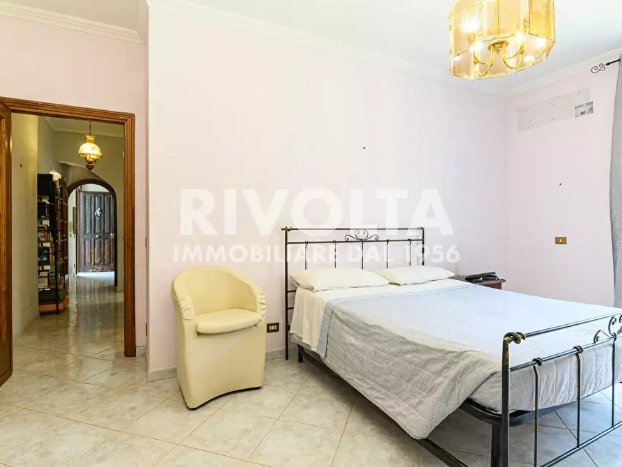 Immagine 18 di Villa in vendita  in Via Dei Lanfranchi a Roma