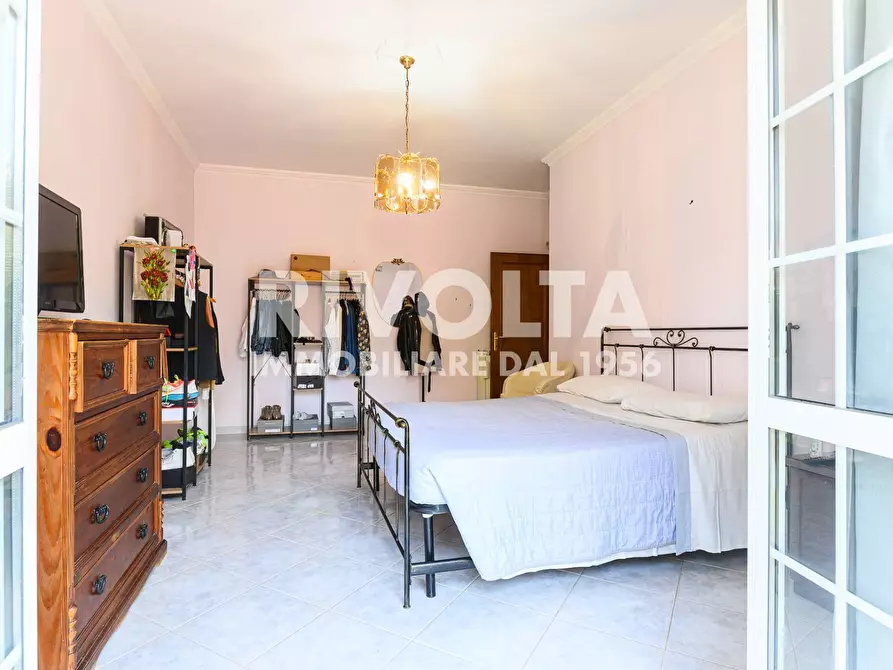 Immagine 19 di Villa in vendita  in Via Dei Lanfranchi a Roma