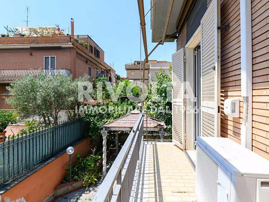 Immagine 24 di Villa in vendita  in Via Dei Lanfranchi a Roma