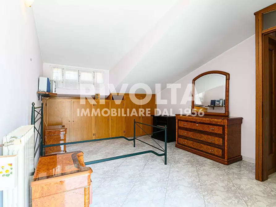 Immagine 28 di Villa in vendita  in Via Dei Lanfranchi a Roma