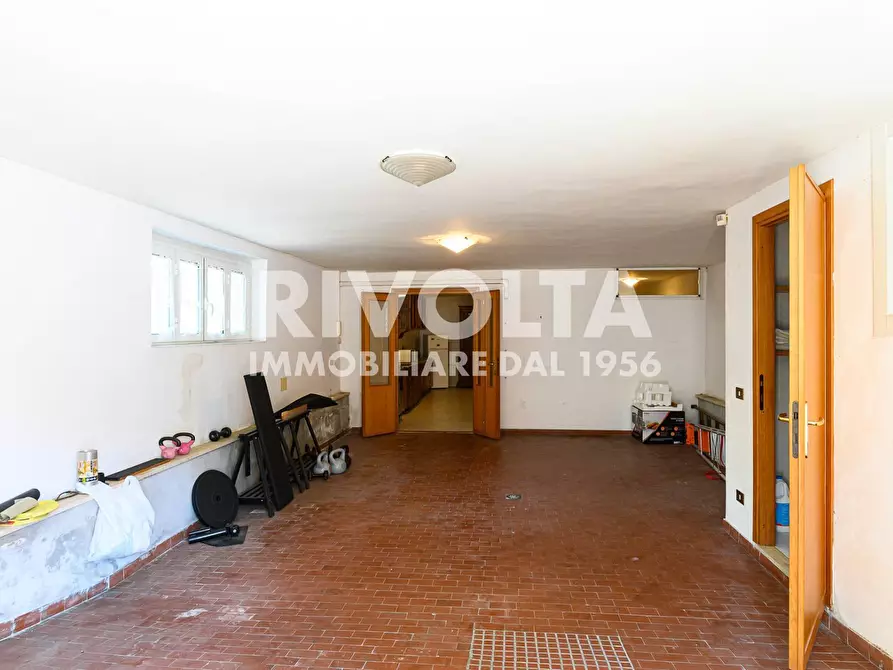 Immagine 35 di Villa in vendita  in Via Dei Lanfranchi a Roma