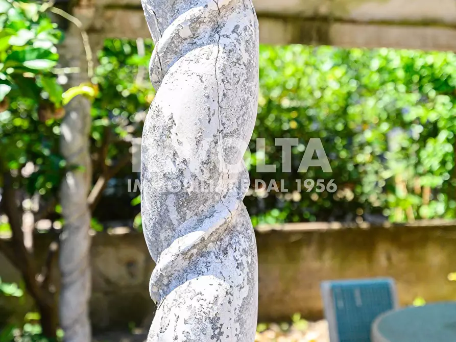 Immagine 49 di Villa in vendita  in Via Dei Lanfranchi a Roma