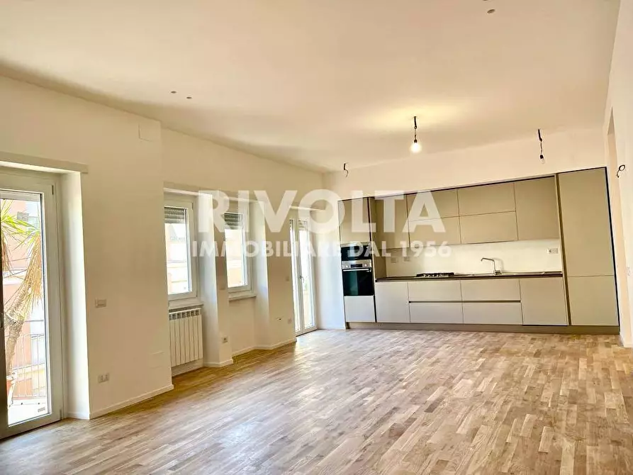 Immagine 26 di Appartamento in affitto  in Via Ettore Pais a Roma