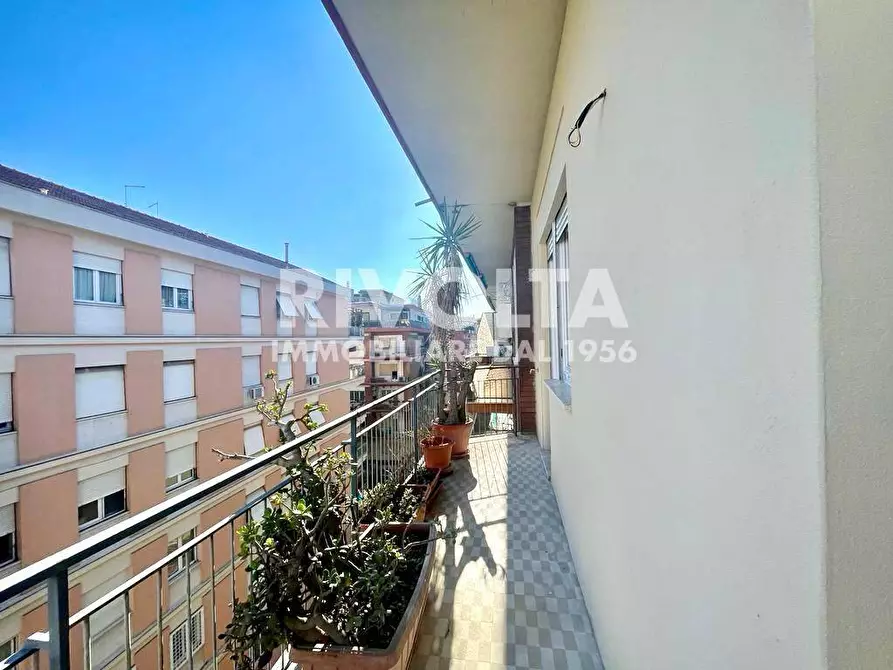Immagine 34 di Appartamento in affitto  in Via Ettore Pais a Roma
