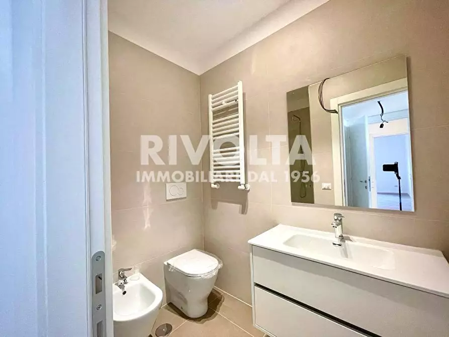 Immagine 39 di Appartamento in affitto  in Via Ettore Pais a Roma