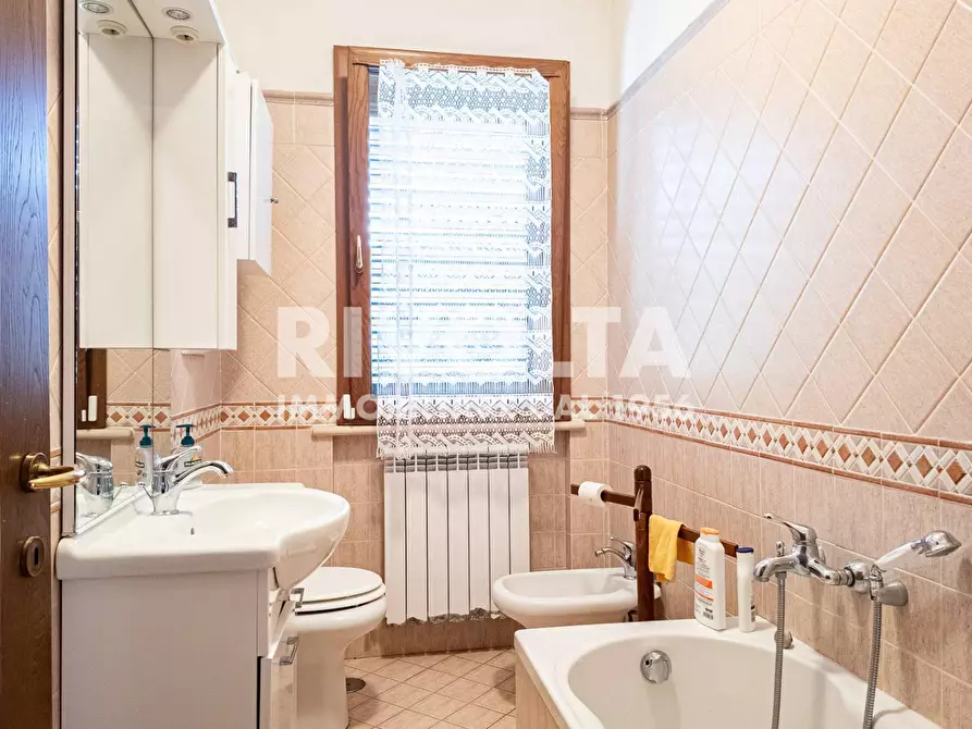 Immagine 11 di Villa in vendita  in Canetra Castel Sant'angelo a Castel Sant'angelo