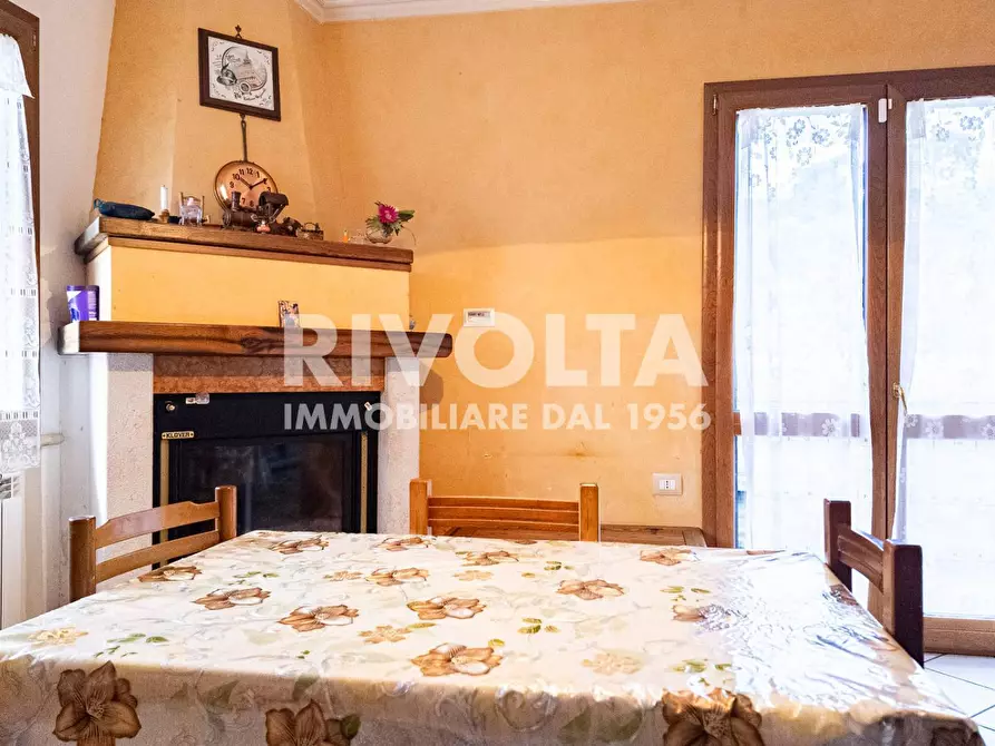 Immagine 23 di Villa in vendita  in Canetra Castel Sant'angelo a Castel Sant'angelo