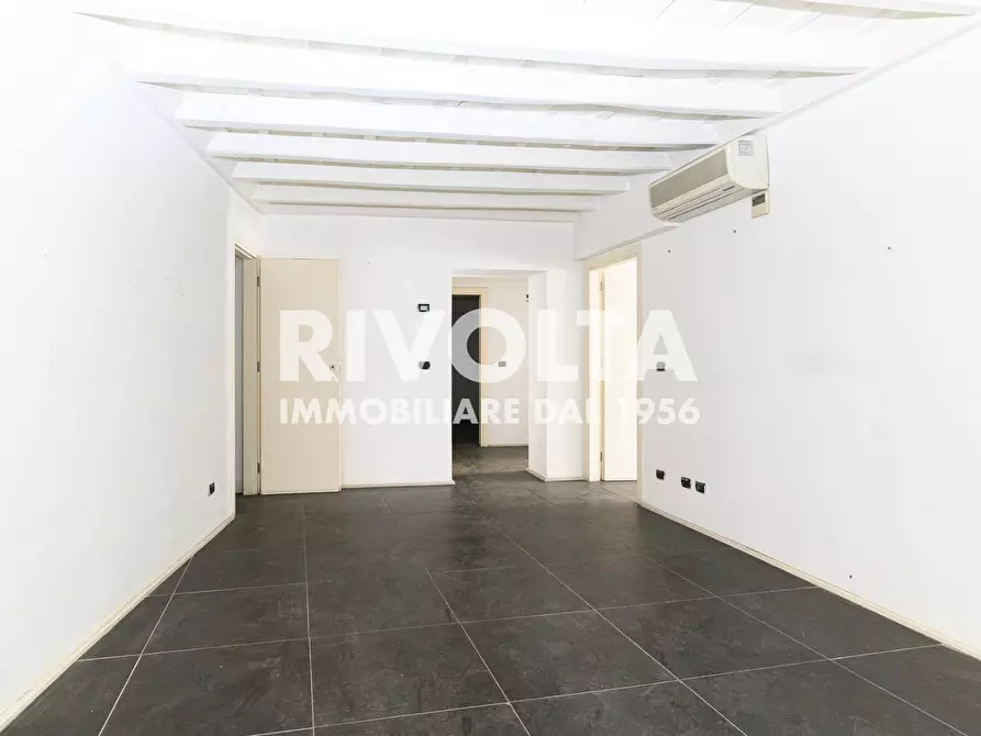 Immagine 15 di Appartamento in affitto  in Via Del Babuino a Roma