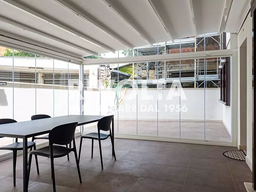 Immagine 4 di Appartamento in vendita  in Piazzale Di Ponte Milvio a Roma