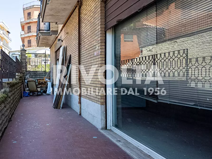 Immagine 5 di Locale commerciale in vendita  in Via Trionfale a Roma