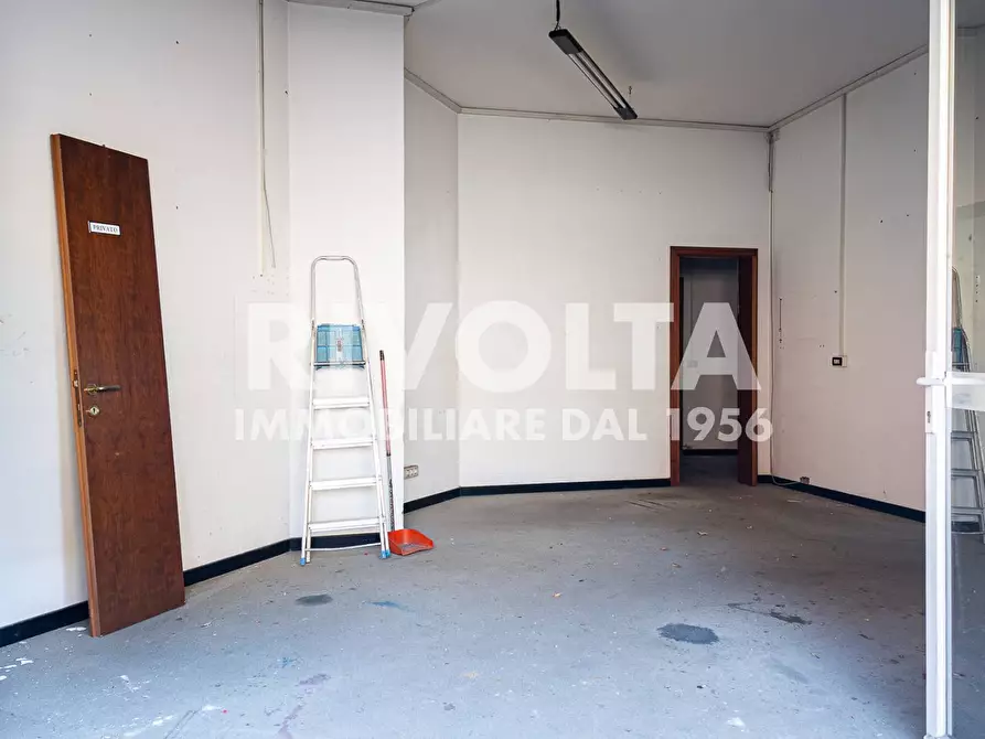 Immagine 16 di Locale commerciale in vendita  in Via Trionfale a Roma