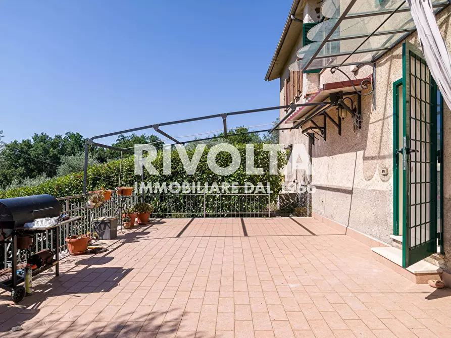 Immagine 5 di Villa in vendita  in Via San Vito a Casperia