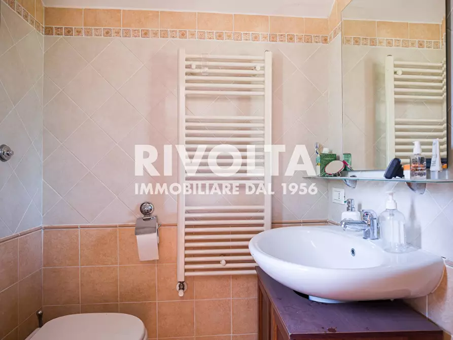 Immagine 26 di Villa in vendita  in Via San Vito a Casperia