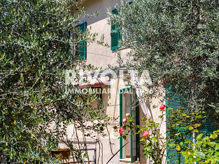 Immagine 3 di Villa in vendita  in Via San Vito a Casperia