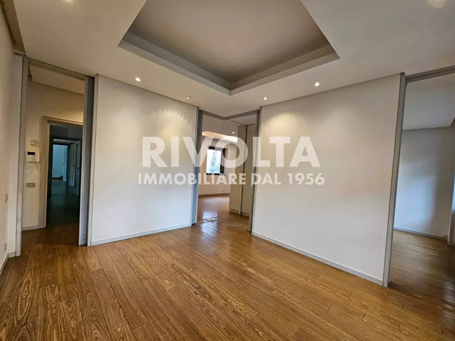 Immagine 1 di Appartamento in vendita  in Via Della Camilluccia a Roma