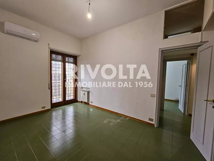 Immagine 8 di Appartamento in vendita  in Via Della Camilluccia a Roma