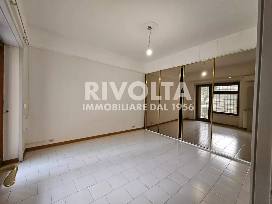 Immagine 16 di Appartamento in vendita  in Via Della Camilluccia a Roma