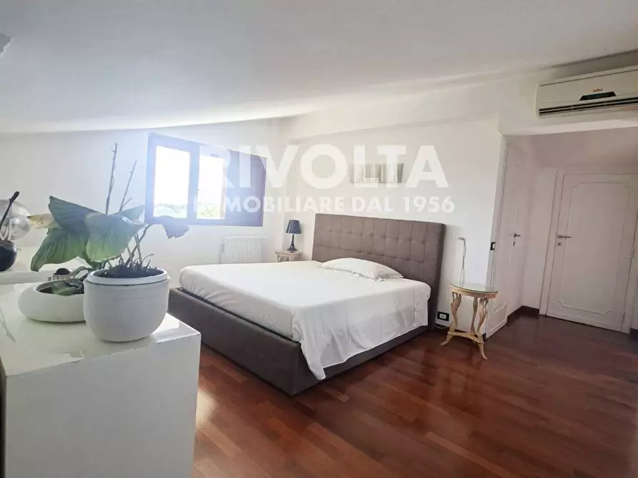 Immagine 6 di Appartamento in affitto  in Via della Mendola a Roma