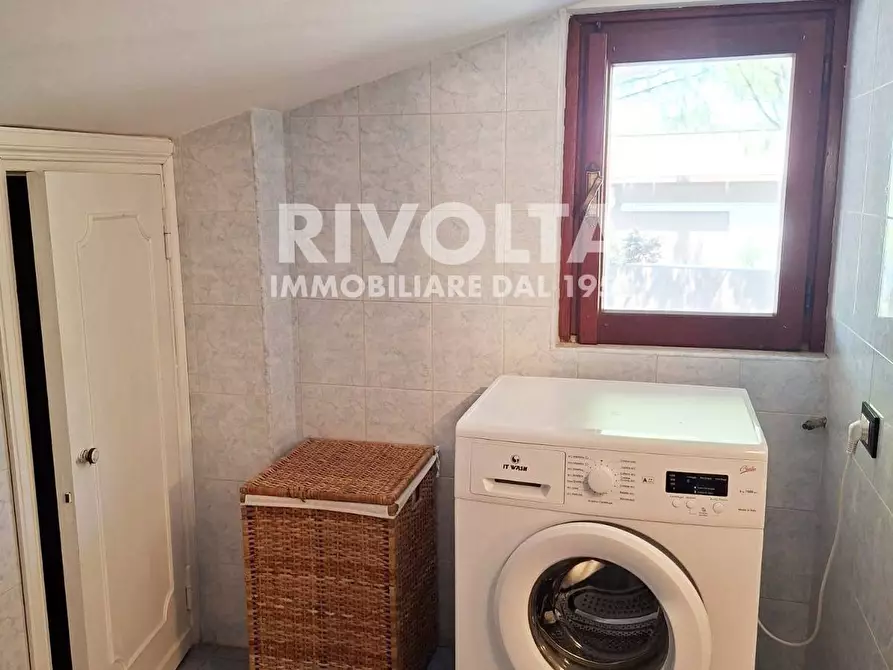 Immagine 12 di Appartamento in affitto  in Via della Mendola a Roma