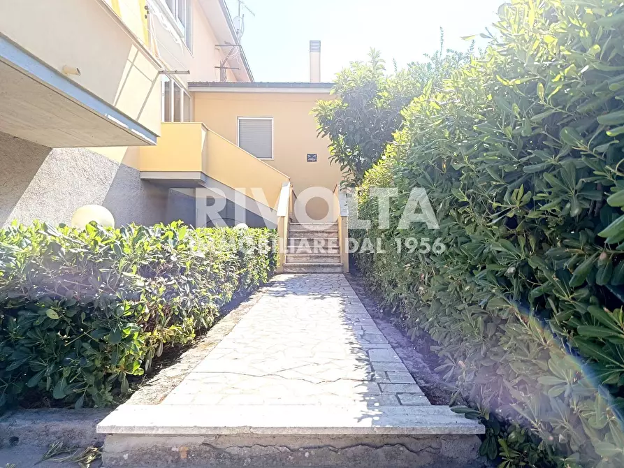 Immagine 17 di Appartamento in vendita  in Via dell'Ostro a Monte Argentario
