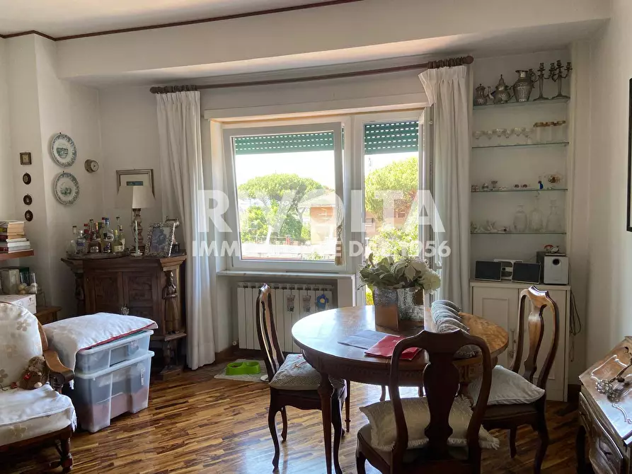 Immagine 1 di Appartamento in vendita  in Via Cassia a Roma