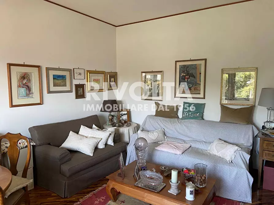 Immagine 4 di Appartamento in vendita  in Via Cassia a Roma