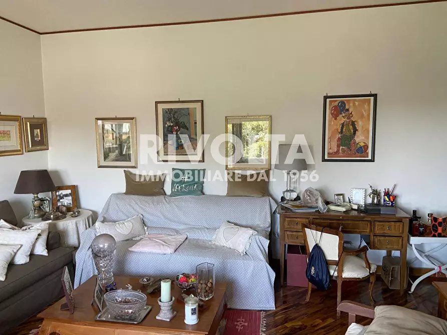 Immagine 9 di Appartamento in vendita  in Via Cassia a Roma