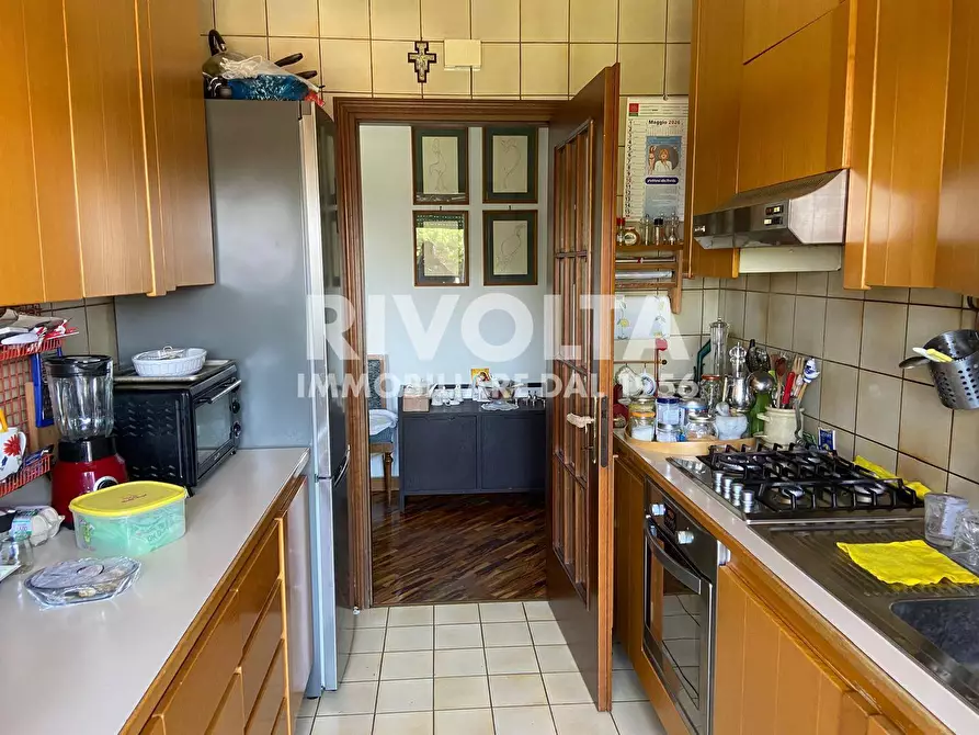 Immagine 14 di Appartamento in vendita  in Via Cassia a Roma