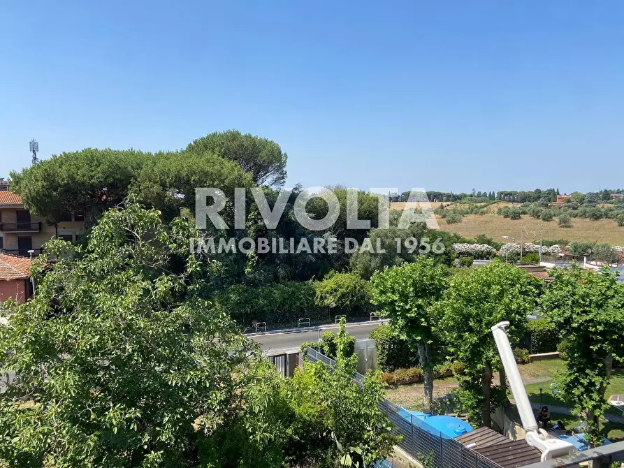 Immagine 34 di Appartamento in vendita  in Via Cassia a Roma