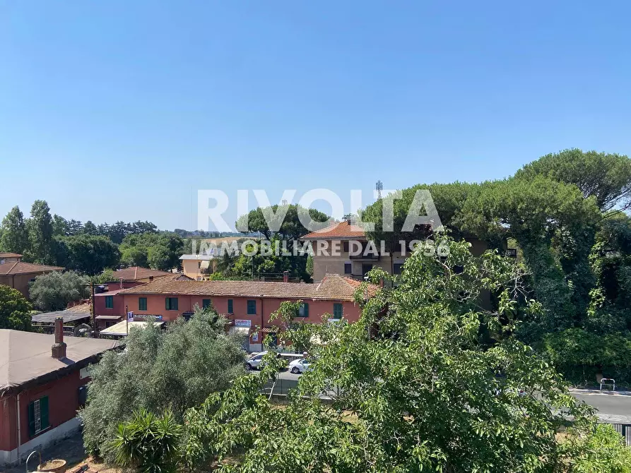 Immagine 36 di Appartamento in vendita  in Via Cassia a Roma