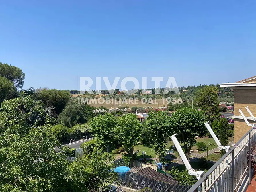 Immagine 38 di Appartamento in vendita  in Via Cassia a Roma