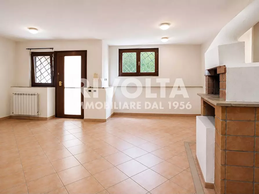 Immagine 1 di Villa in vendita  in Str A Olgiata a Roma