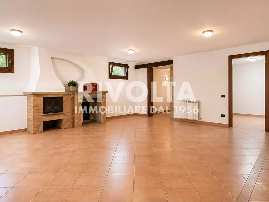 Immagine 6 di Villa in vendita  in Str A Olgiata a Roma
