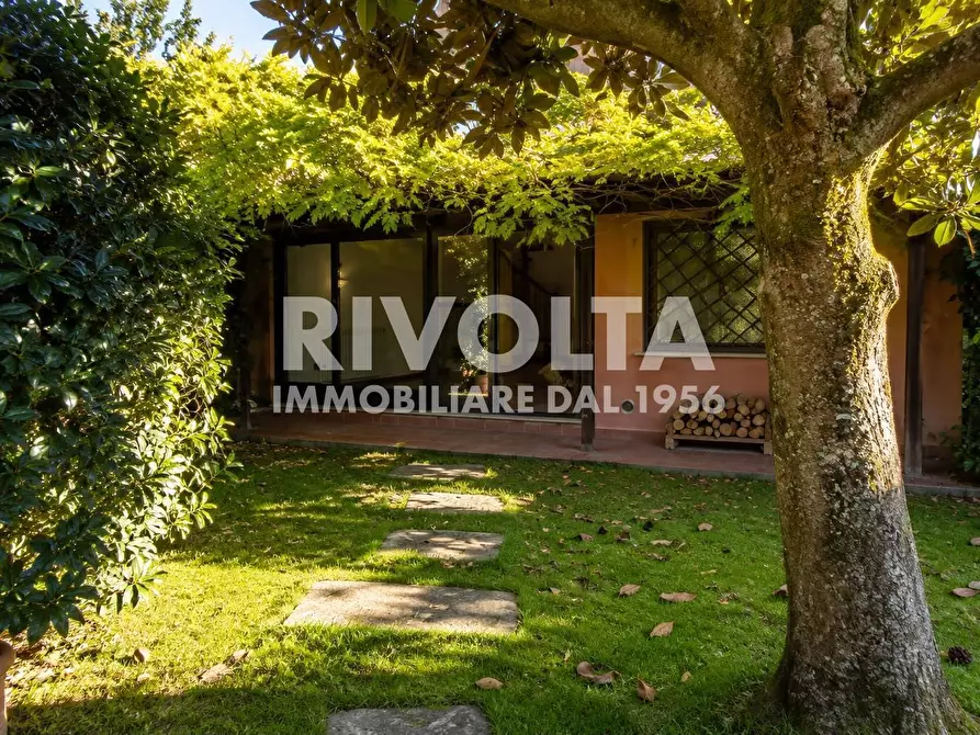 Immagine 17 di Villa in vendita  in Str A Olgiata a Roma