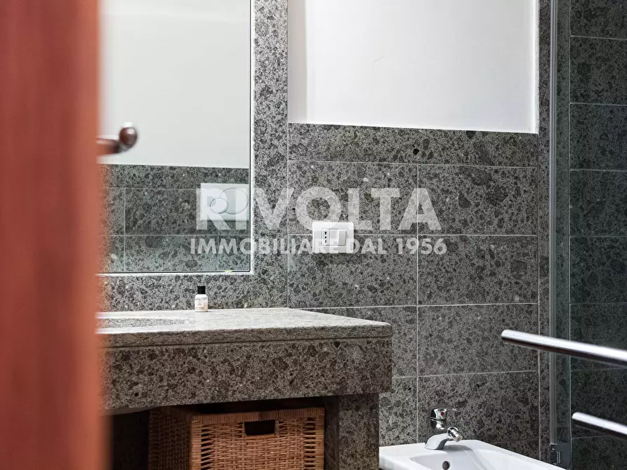 Immagine 30 di Villa in vendita  in san martino della quercia snc a Sutri