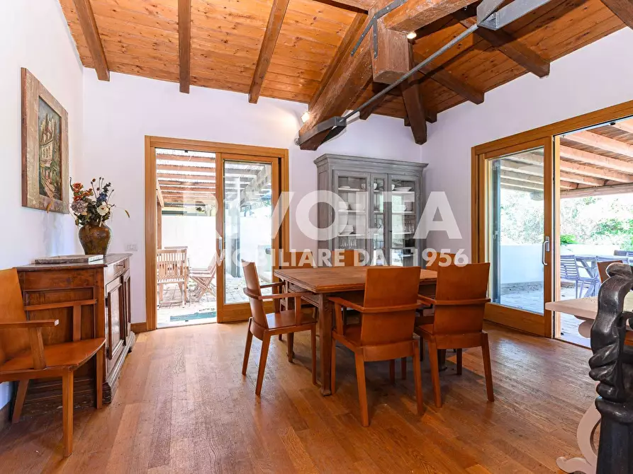 Immagine 49 di Villa in vendita  in san martino della quercia snc a Sutri