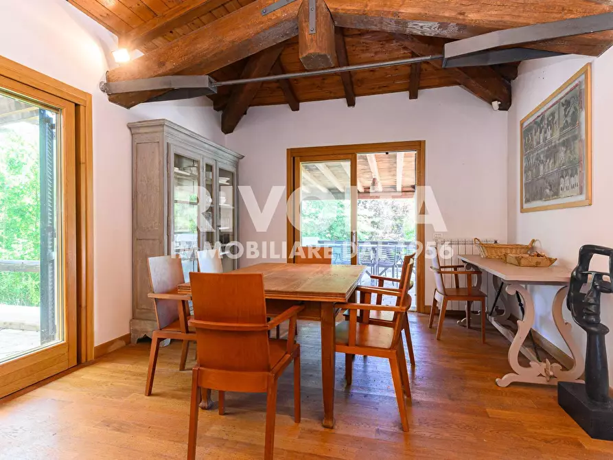 Immagine 50 di Villa in vendita  in san martino della quercia snc a Sutri