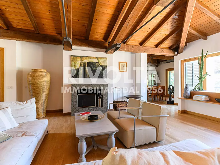 Immagine 58 di Villa in vendita  in san martino della quercia snc a Sutri