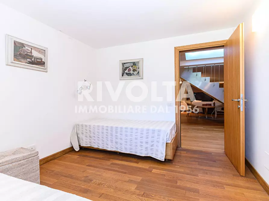 Immagine 71 di Villa in vendita  in san martino della quercia snc a Sutri