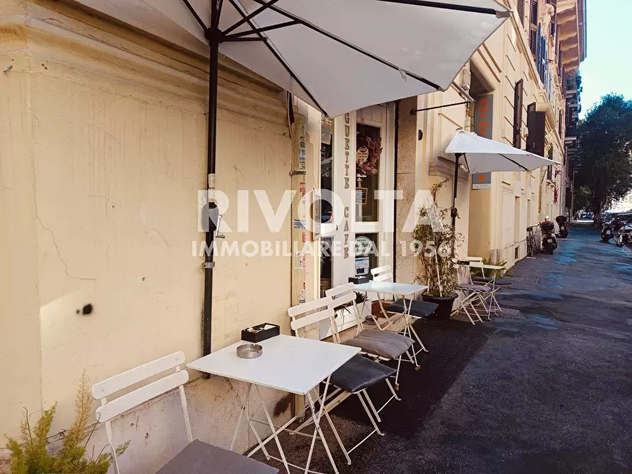 Immagine 13 di Attività commerciale in vendita  in Viale Giuseppe Mazzini a Roma