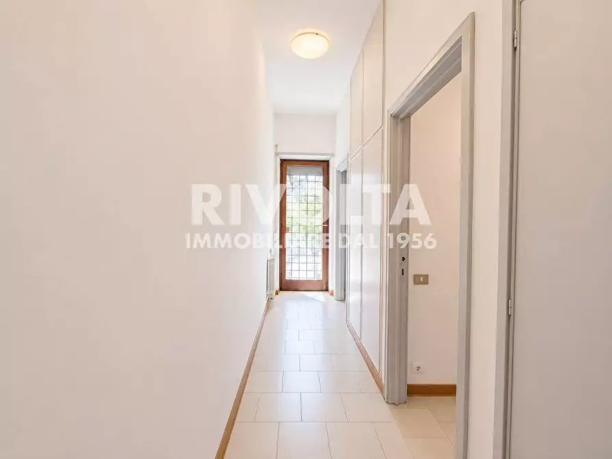 Immagine 14 di Appartamento in vendita  in Via Della Camilluccia a Roma