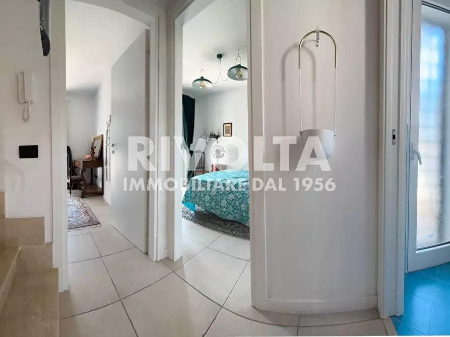 Immagine 15 di Villa in vendita  in Via Varazze a Fiumicino