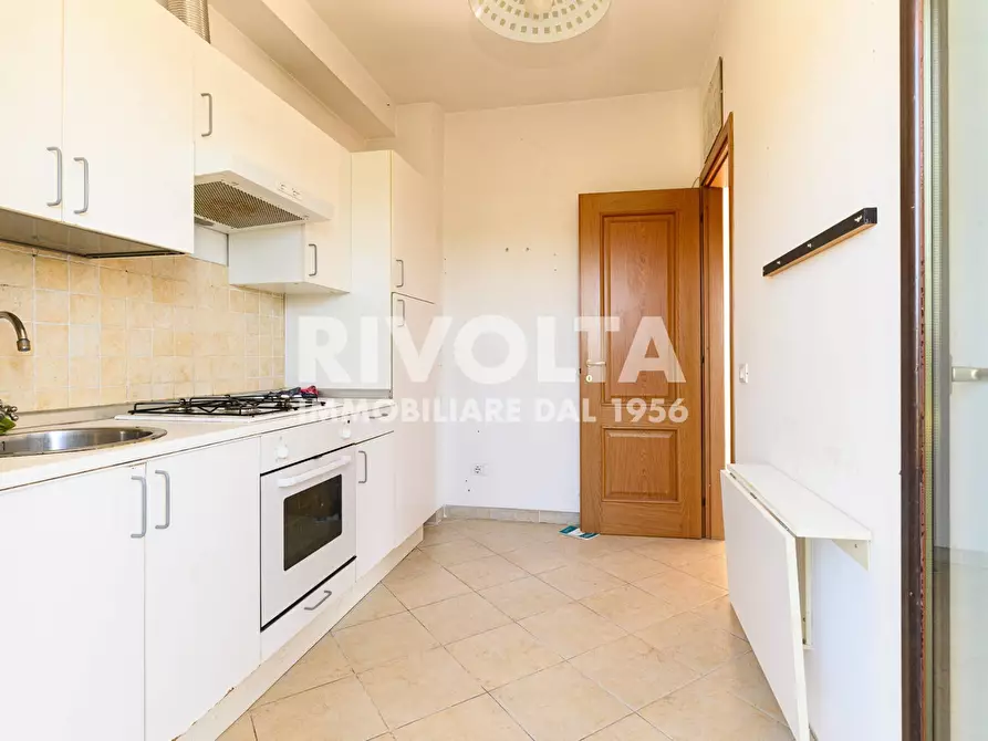 Immagine 27 di Appartamento in vendita  in Via Piadena a Roma