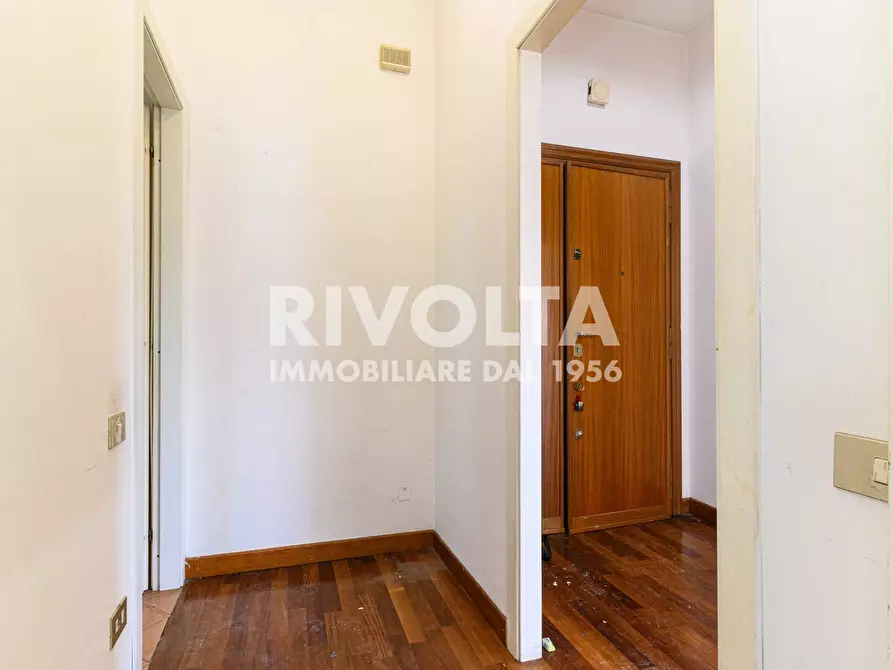 Immagine 9 di Attico in vendita  in Viale Cortina D'ampezzo a Roma
