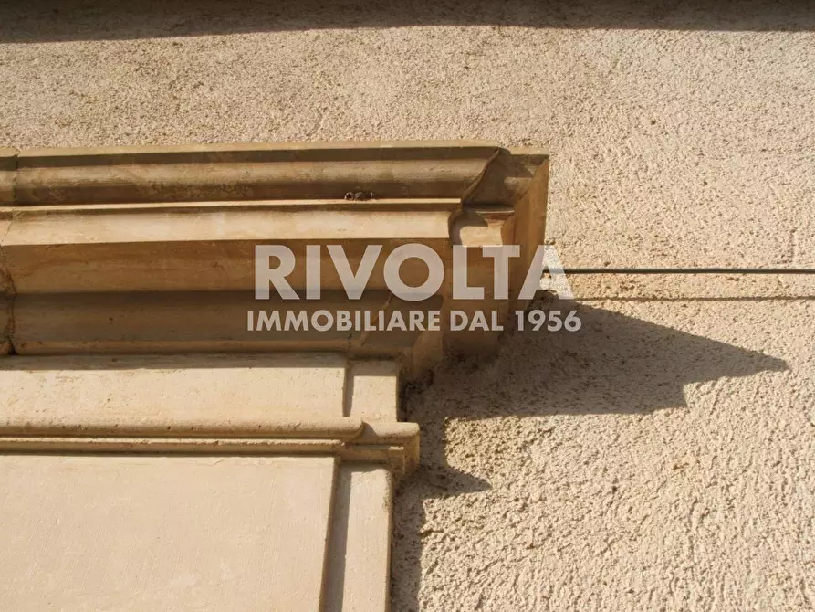 Immagine 12 di Villa in vendita  in Via del Municipio a Navelli