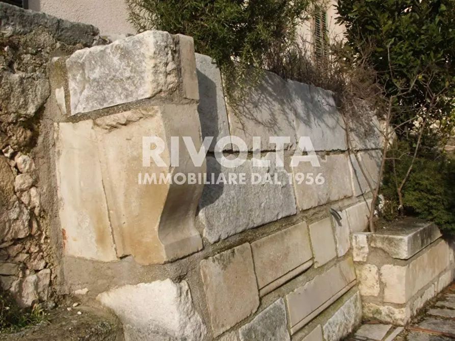 Immagine 13 di Villa in vendita  in Via del Municipio a Navelli