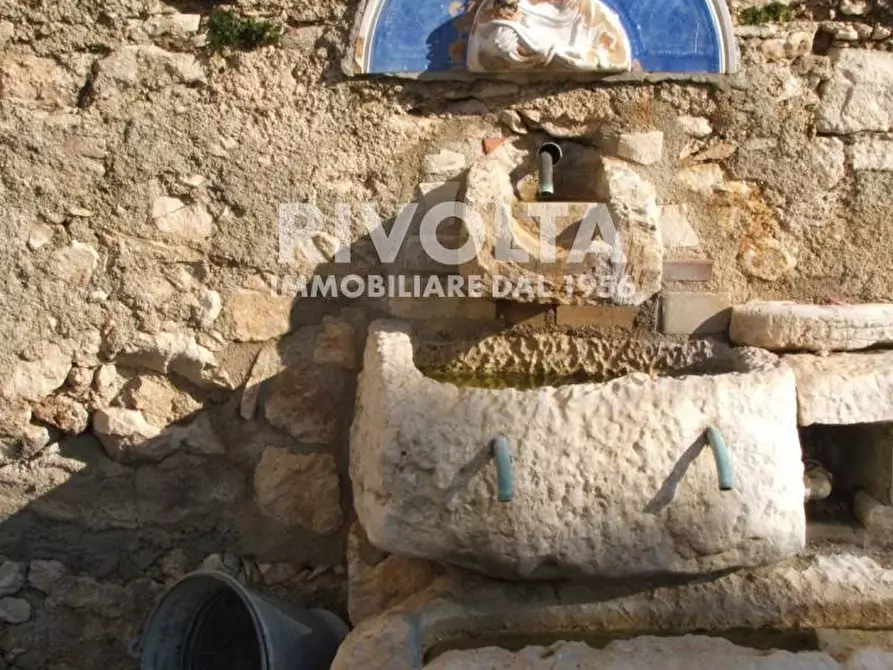 Immagine 16 di Villa in vendita  in Via del Municipio a Navelli