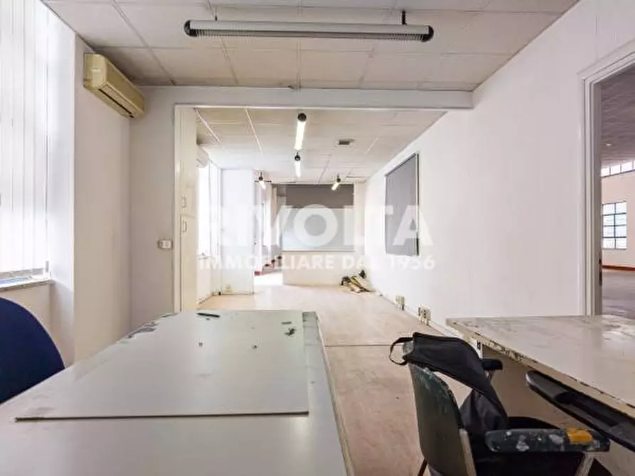 Immagine 23 di Capannone industriale in affitto  in Via di Torre Spaccata a Roma